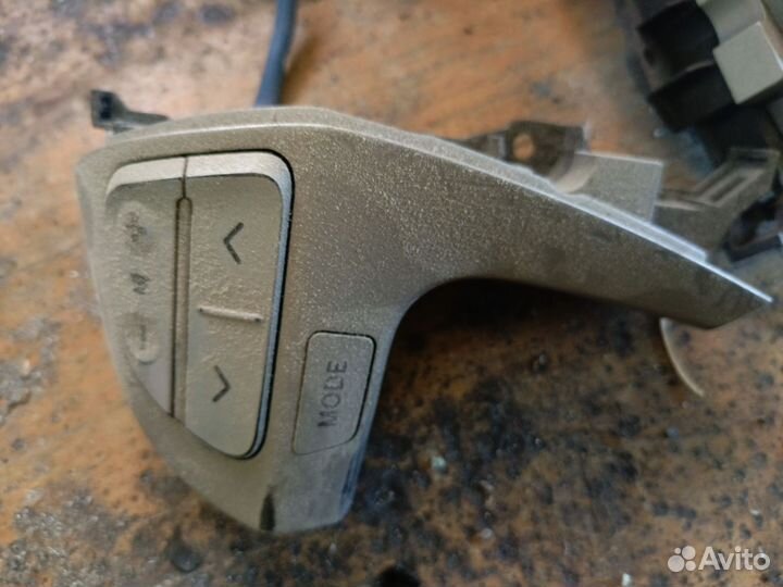Кнопки на руль camry 40