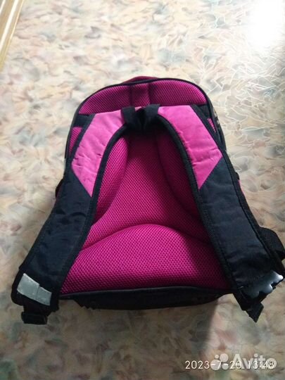 Рюкзак школьный