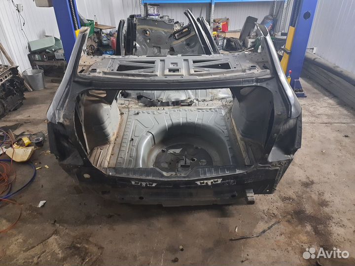 Задняя часть с крыльями Chevrolet Cobalt кобальт