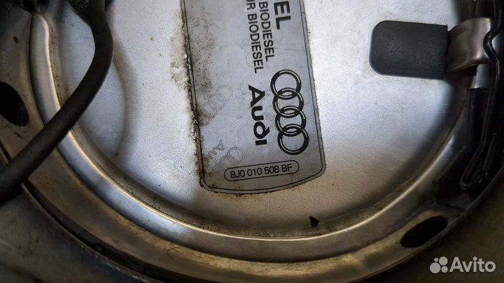 Лючок бензобака Audi TT (8J)