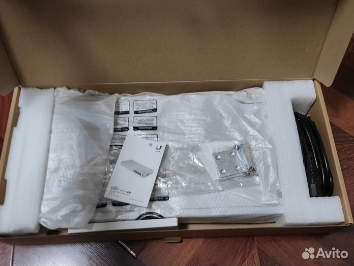 Ubiquiti UniFi POE switch 16 US-16-150W