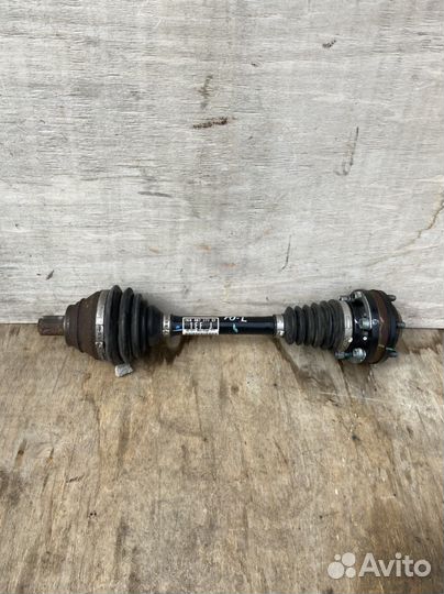 Привод передний левый VW 2.0 tfsi
