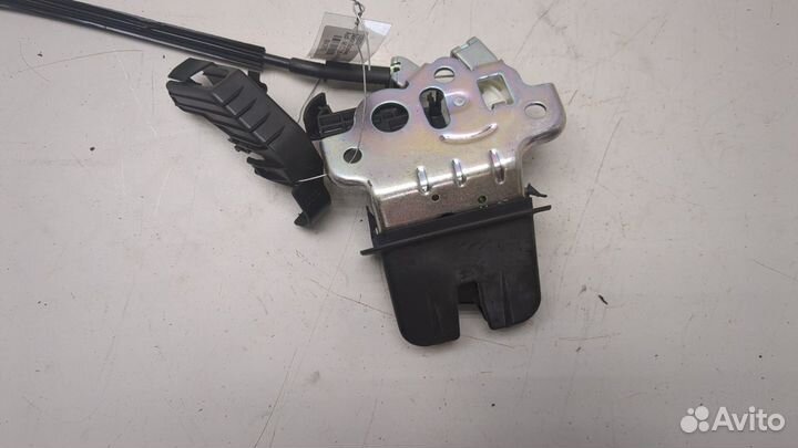 Замок багажника Audi A6 (C7), 2017