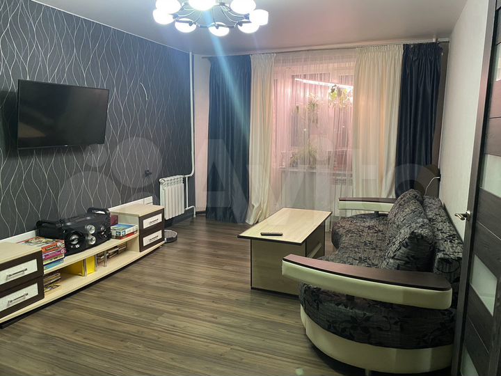 2-к. квартира, 56 м², 9/9 эт.