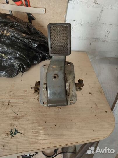 Главный тормозной кран камаз