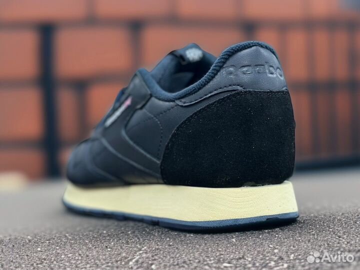 Кроссовки Reebok Classic кожаные