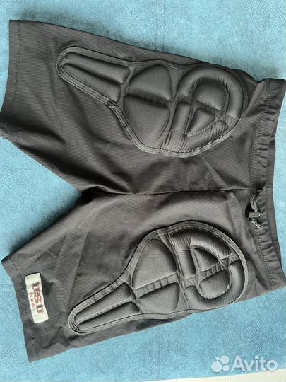 Сноубордическая защита