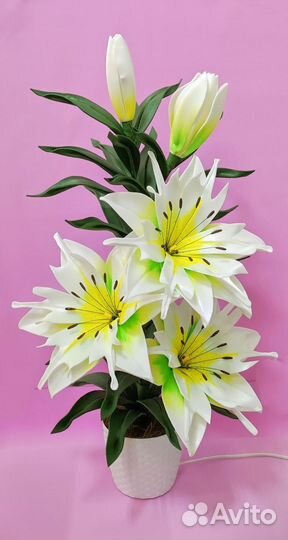 Светильник лилия