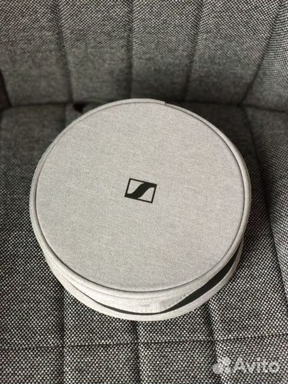 Чехол для наушников Sennheiser