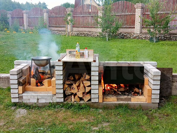 Коттедж 550 м² на участке 14 сот.