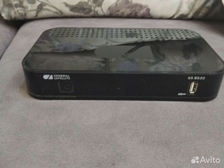 Цифровой спутниковый приёмник