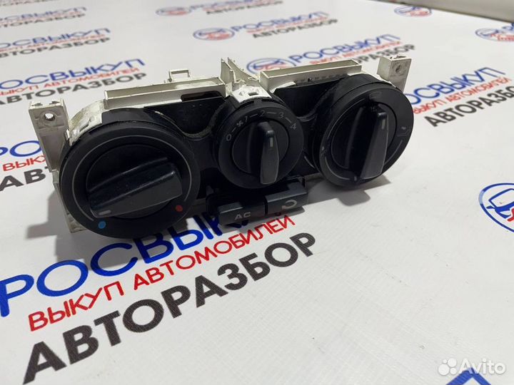 Блок управления отопителем Skoda Octavia (A4) I ре