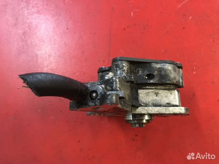 Вакуумный насос Volkswagen Transporter T5 BRR 1.9