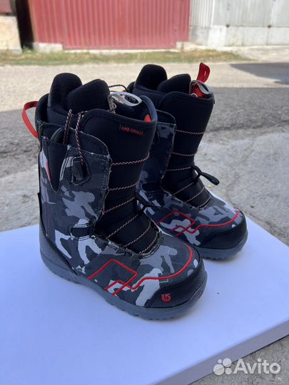 Детские сноубордические ботинки Burton 35р