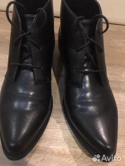 Ботинки женские 40 размер