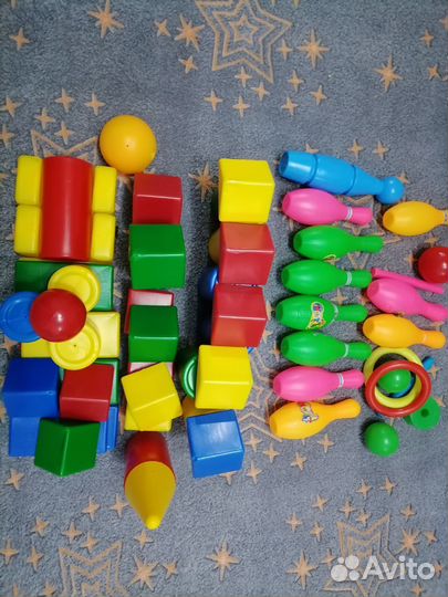 Развивающие игрушки пакетом выдувной конструктор