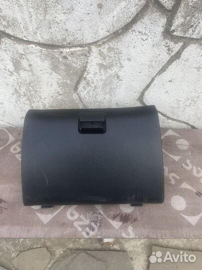 Бардачок mitsubishi lancer 9