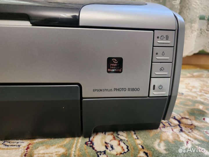 Цветной принтер epson r1800