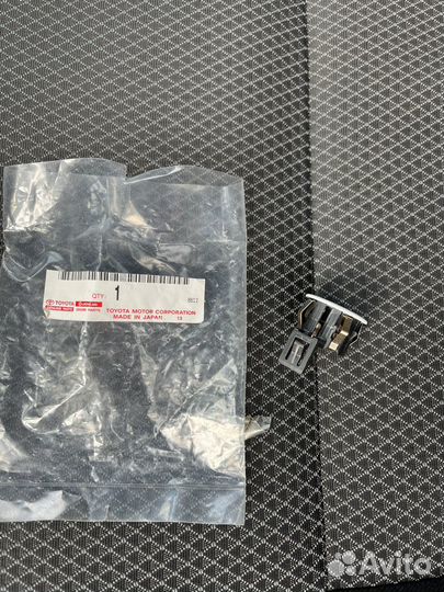 Кронштейн крепления парктроника Toyota и Lexus