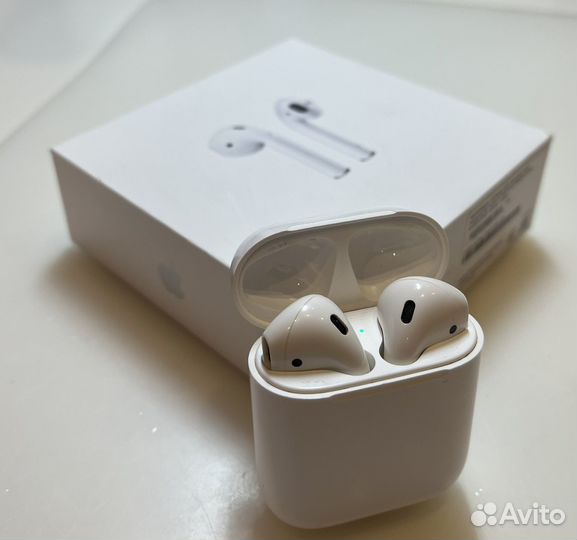 Apple airpods 2-го поколения