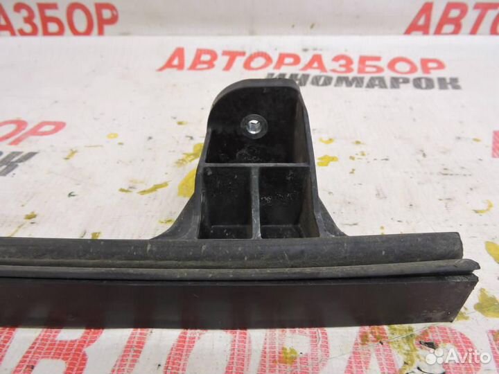 Направляющая стекла двери для Kia Cerato 2 2009-2