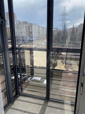 2-к. квартира, 58 м², 3/17 эт.