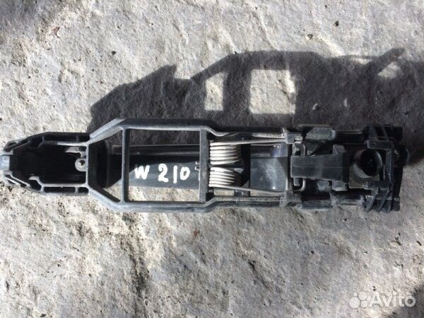 Ручка двери внешняя передняя правая Mercedes-Benz