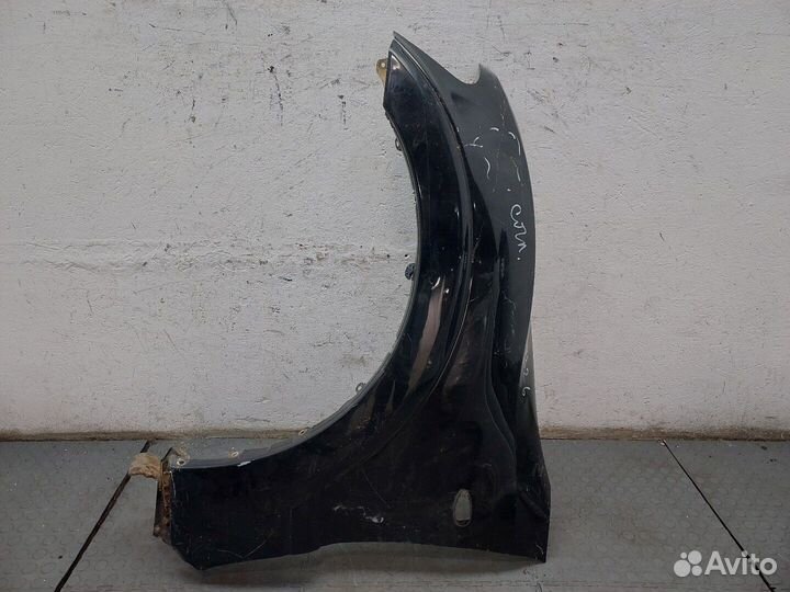 Крыло Mitsubishi Pajero / Montero, 2004