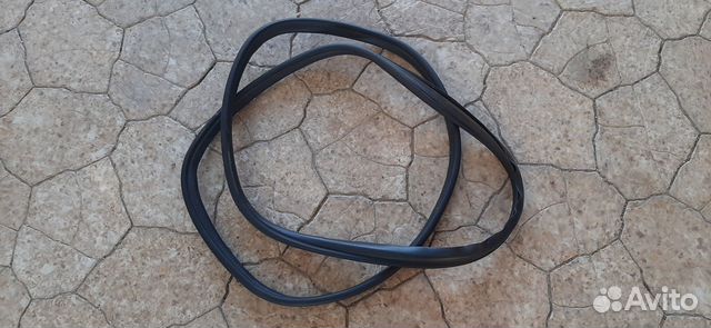 Уплотнитель крышки багажника Mercedes S-Class W220