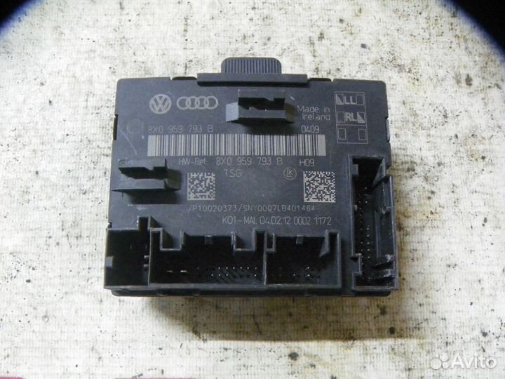 Блок комфорта Audi A1