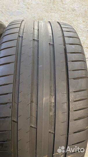 Michelin Pilot Sport 4 SUV 265/40 R21