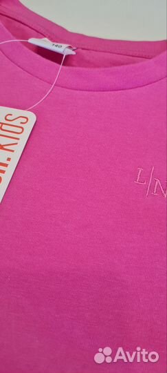 Тонкий лонгслив р. 140