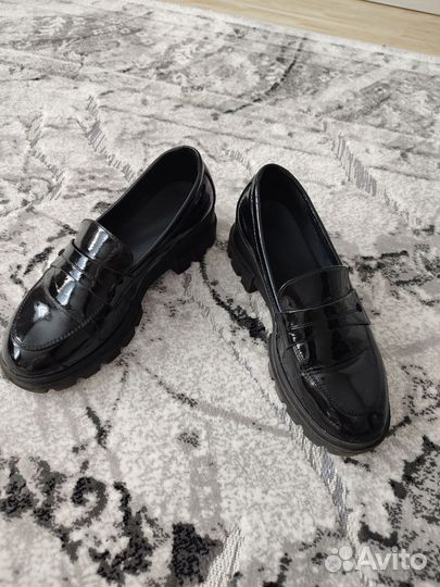 Лоферы женские 37 размер