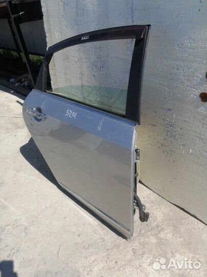 Дверь задняя правая Nissan Bluebird Sylphy G11