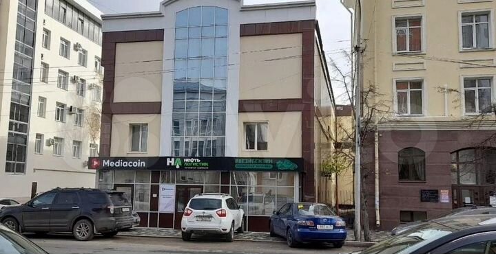Нежилое помещение, 553.1 м² + зу + Имущество