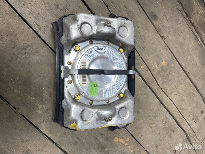 Подушка безопасности водителя audi 100