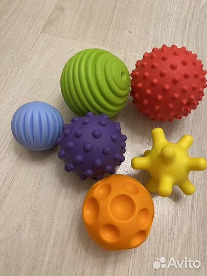 Развивающие игрушки пакетом