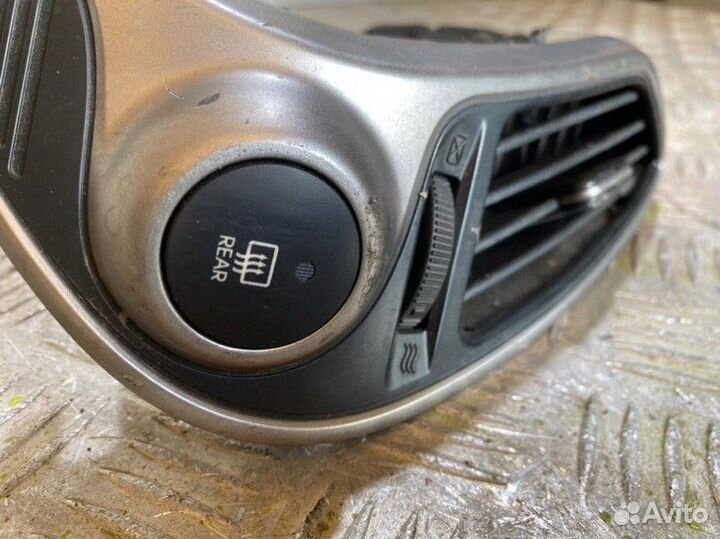 Дефлектор воздушный передний левый Hyundai Ix 35