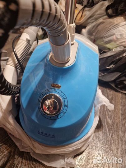 Отпариватель для одежды ручной и вертикальный