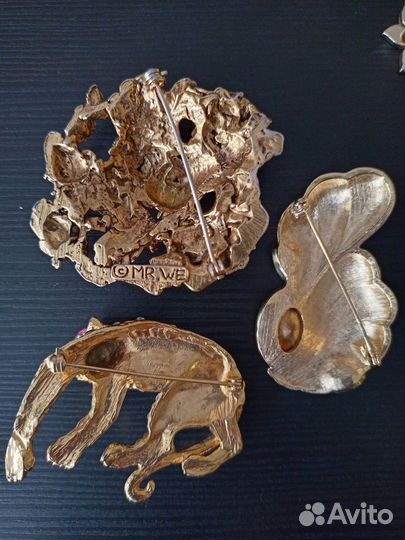 Винтажная бижутерия США, клипсы, брошки