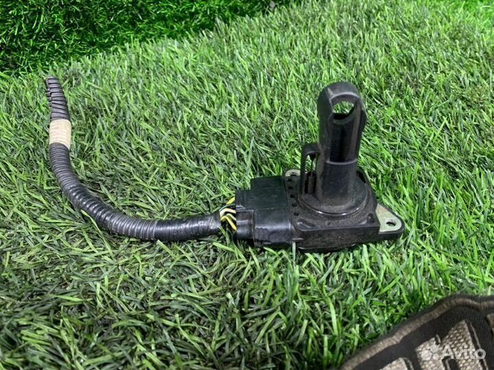 Датчик расхода воздуха Subaru Legacy BP5 EJ204