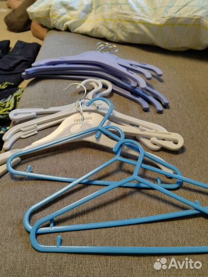 Вешалки плечики детские