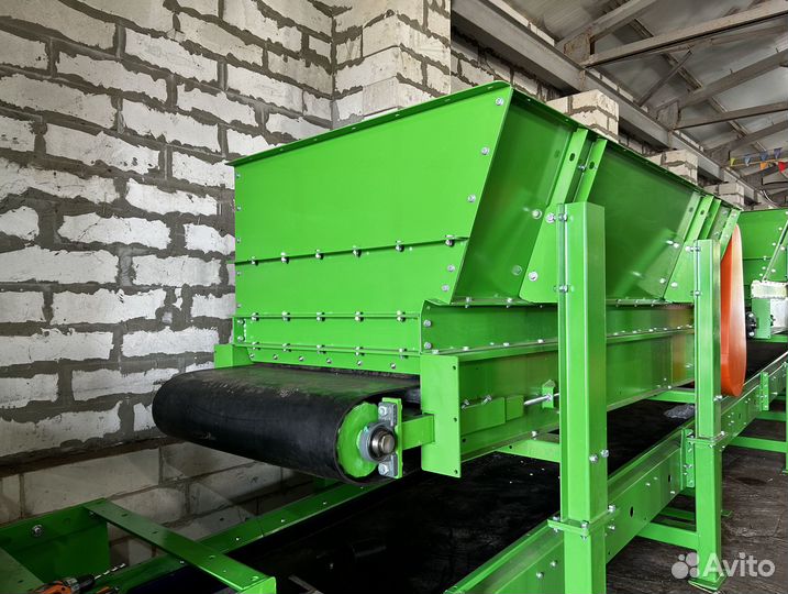 Бункер питатель