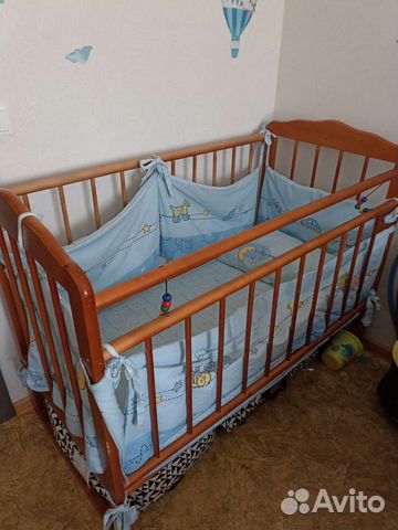 Детская кроватка