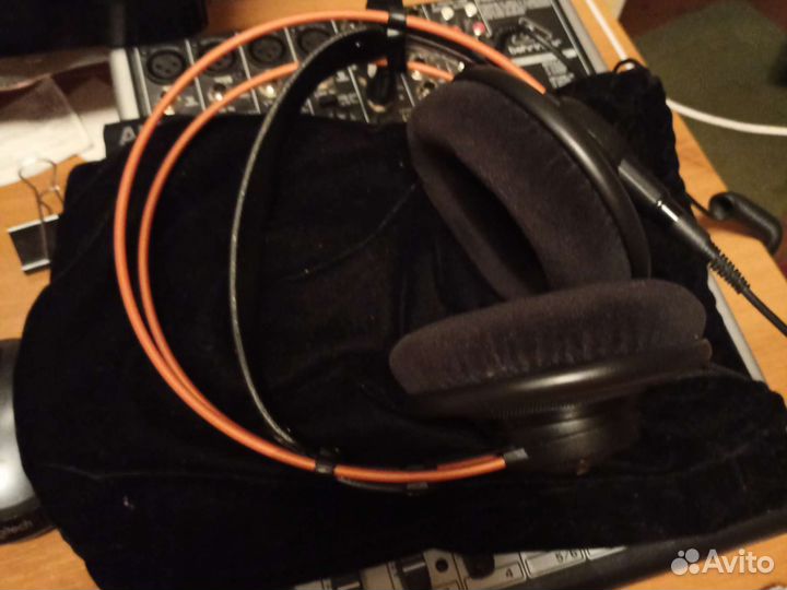 AKG K712-PRO Made in Slovakia(EU)