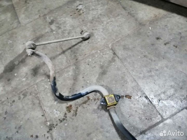 Стабилизатор передний Toyota Corolla E120