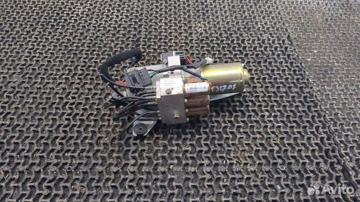 Насос подъема крыши Audi A4 (B6), 2004