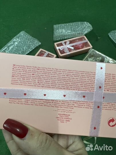 Ящик для подарка и свечи