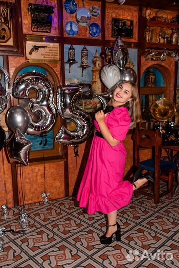 Ведущая и Диджей