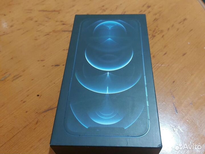 Коробка iPhone12про.мах